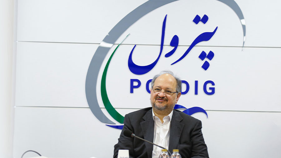 محمد شریعتمداری در بازدید از پترول